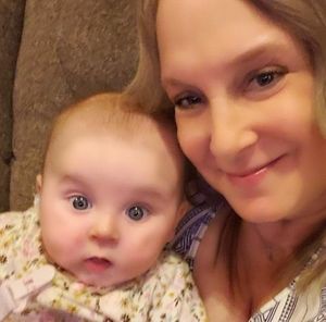 Meet your Posher, Roxanne